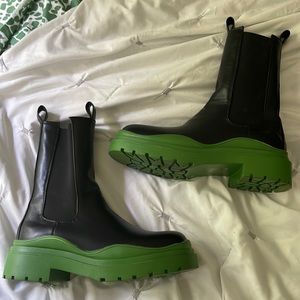 women’s boots
